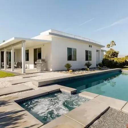 Palm Springs View Paradise With Large Pool And Spa